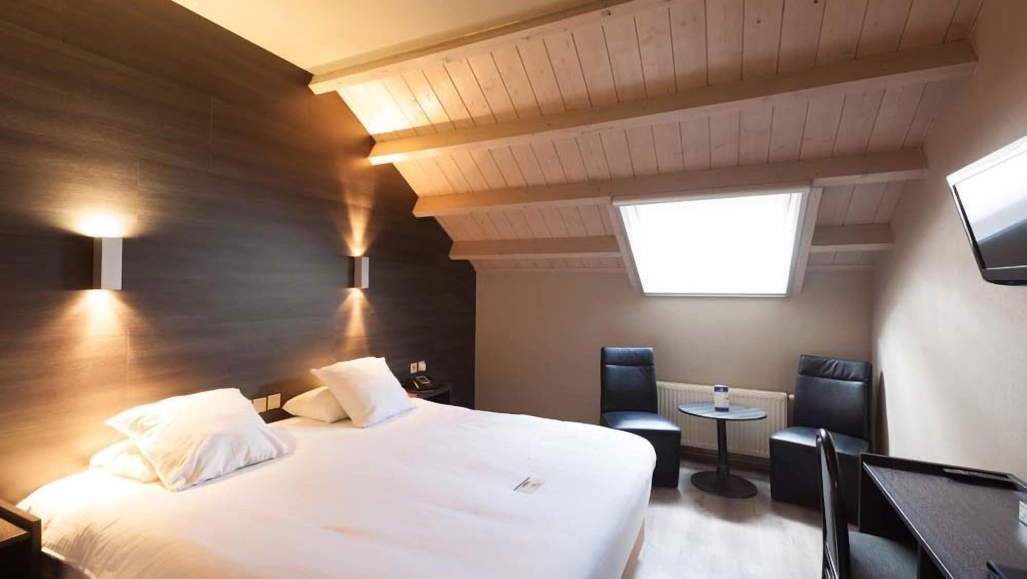 Flanders Hotel 3*